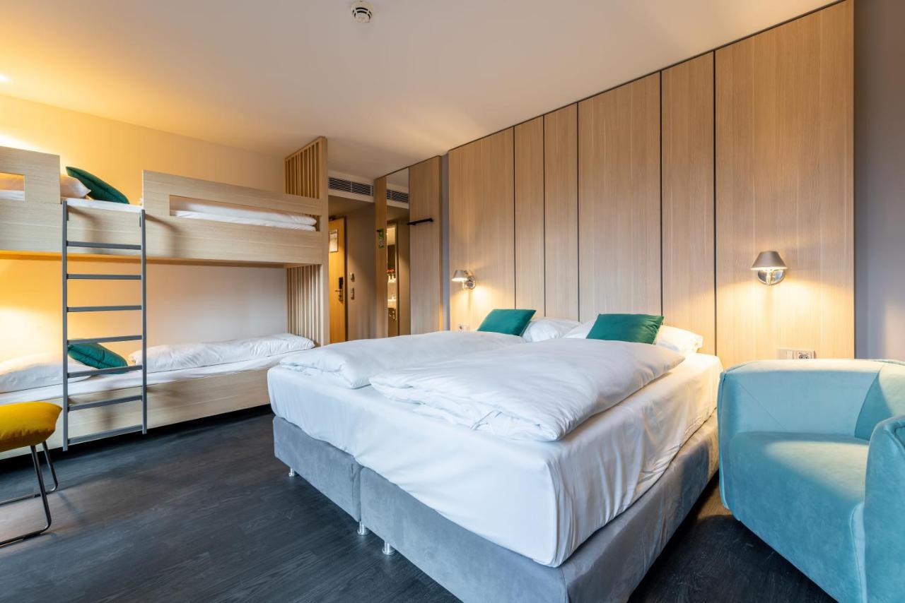 Serways Hotel Hoesel Ratingen Exterior photo