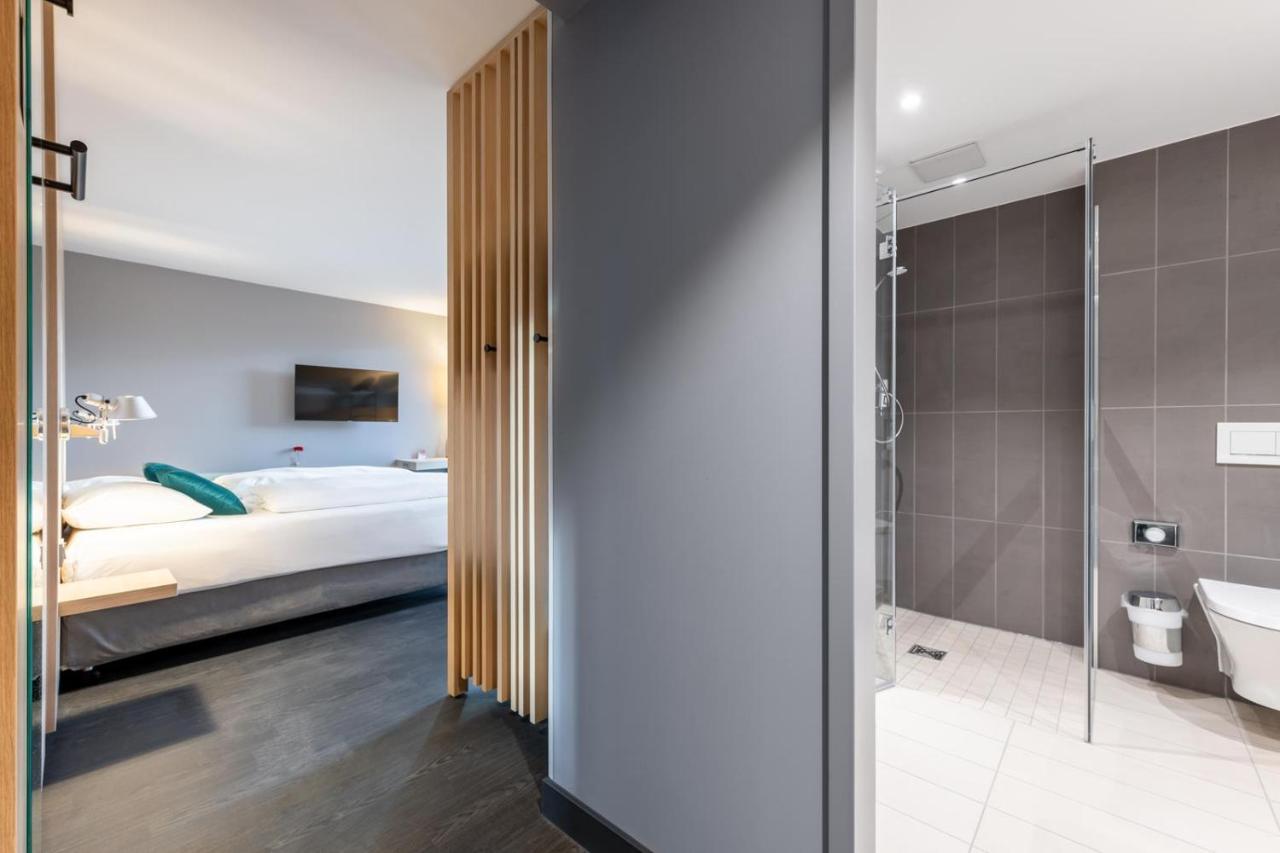 Serways Hotel Hoesel Ratingen Exterior photo