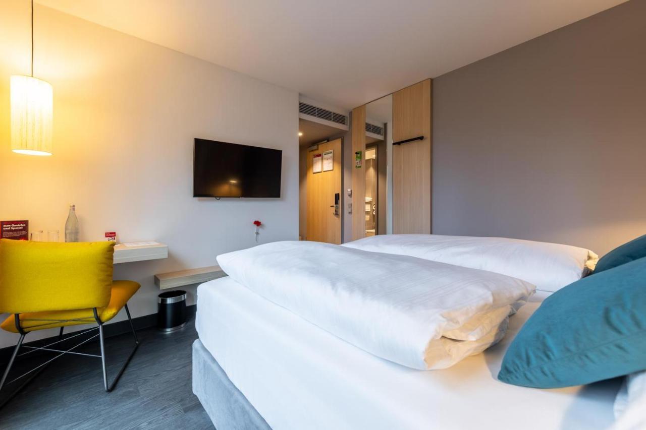 Serways Hotel Hoesel Ratingen Exterior photo