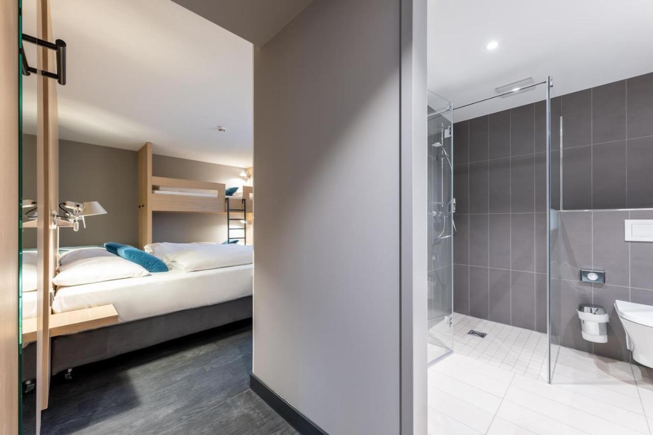 Serways Hotel Hoesel Ratingen Exterior photo