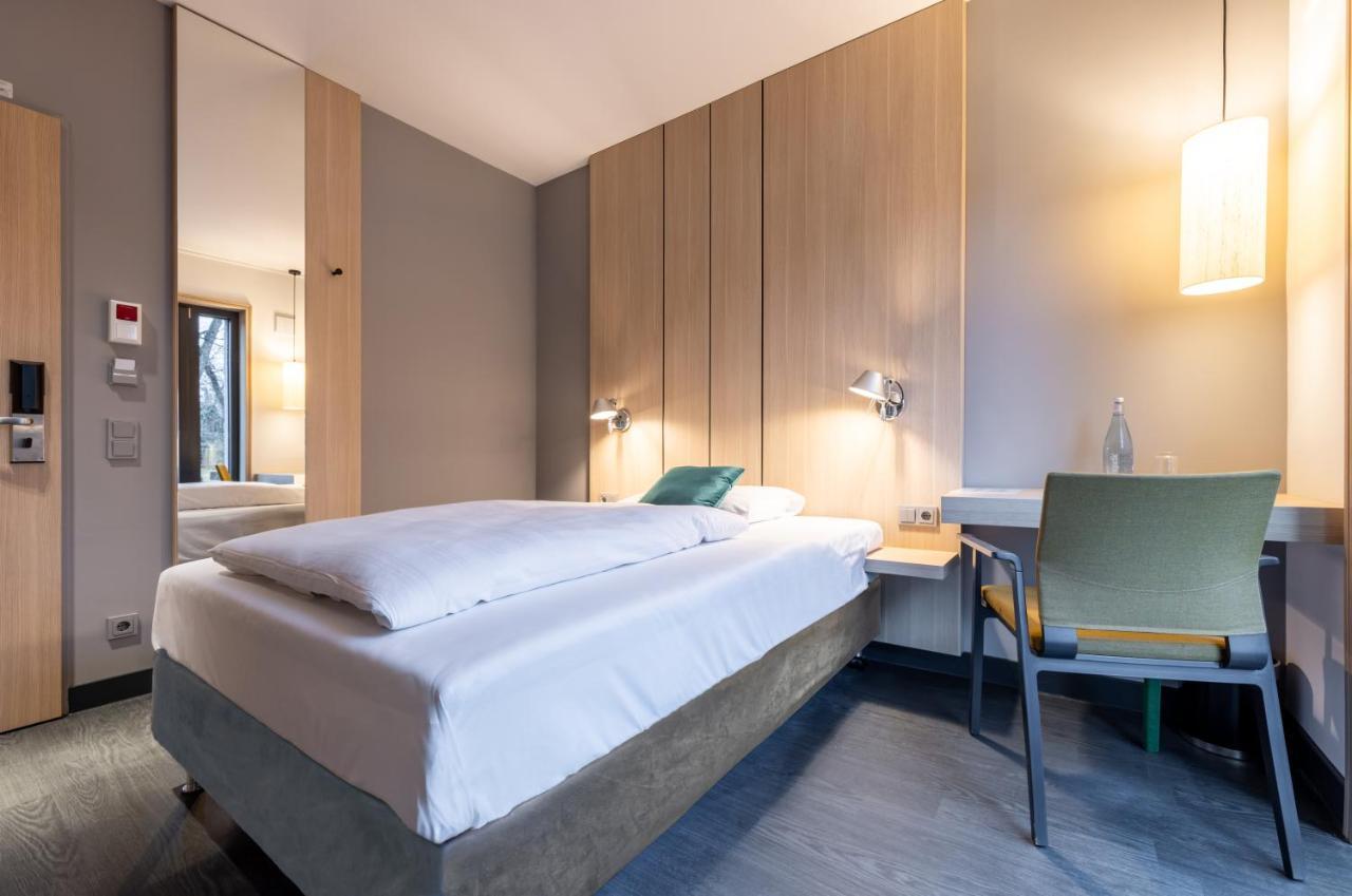 Serways Hotel Hoesel Ratingen Exterior photo